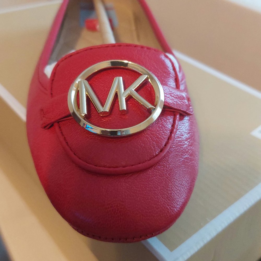 NIB Michael Kors Women Bright Red Lillie Moccasins